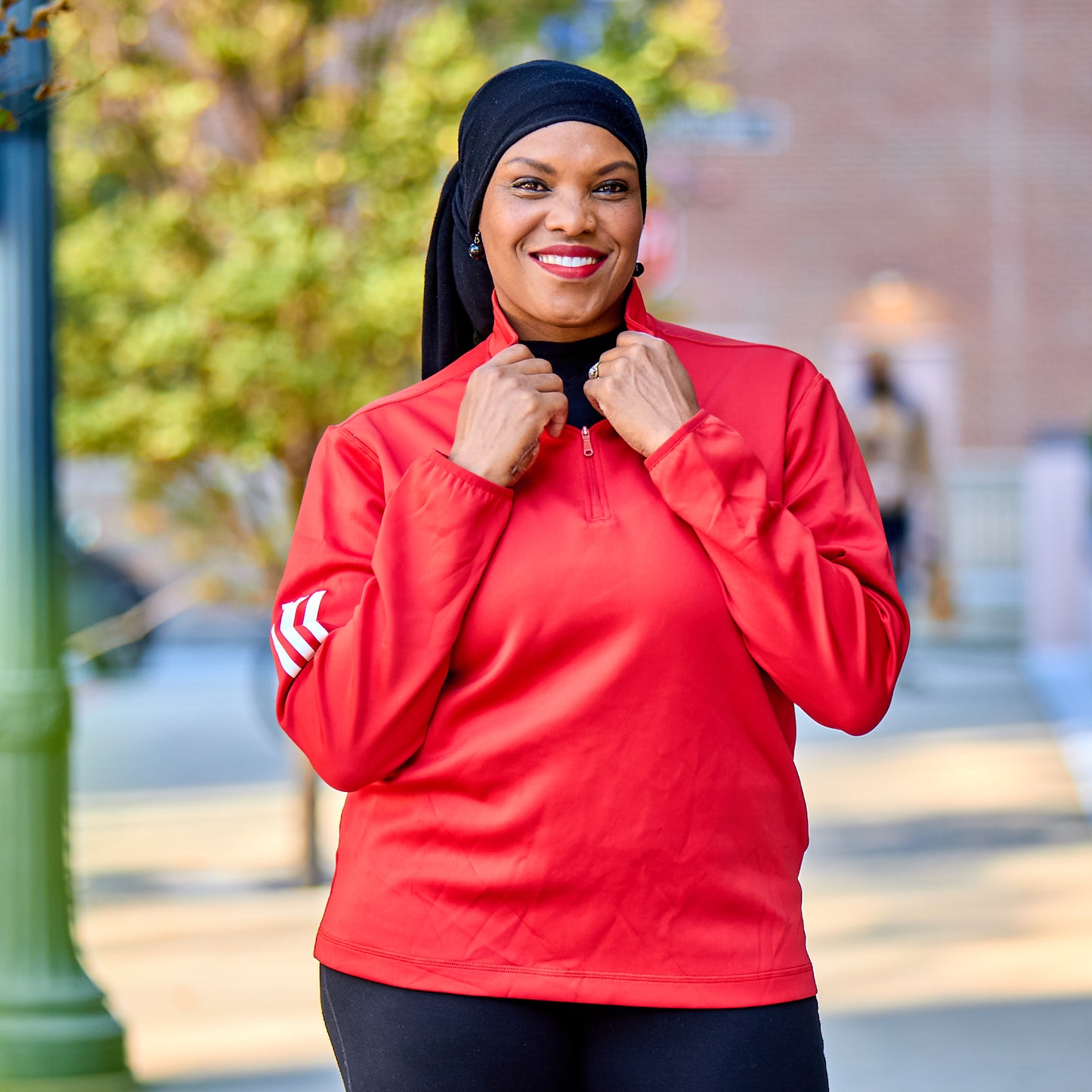 Women's Half Zip - 10M Badge
