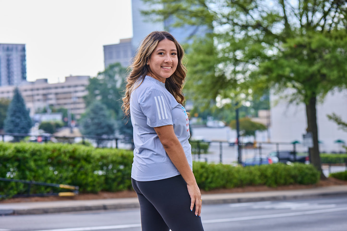 Women's - Own the Run B Tee - Halo Silver - Summer 2025