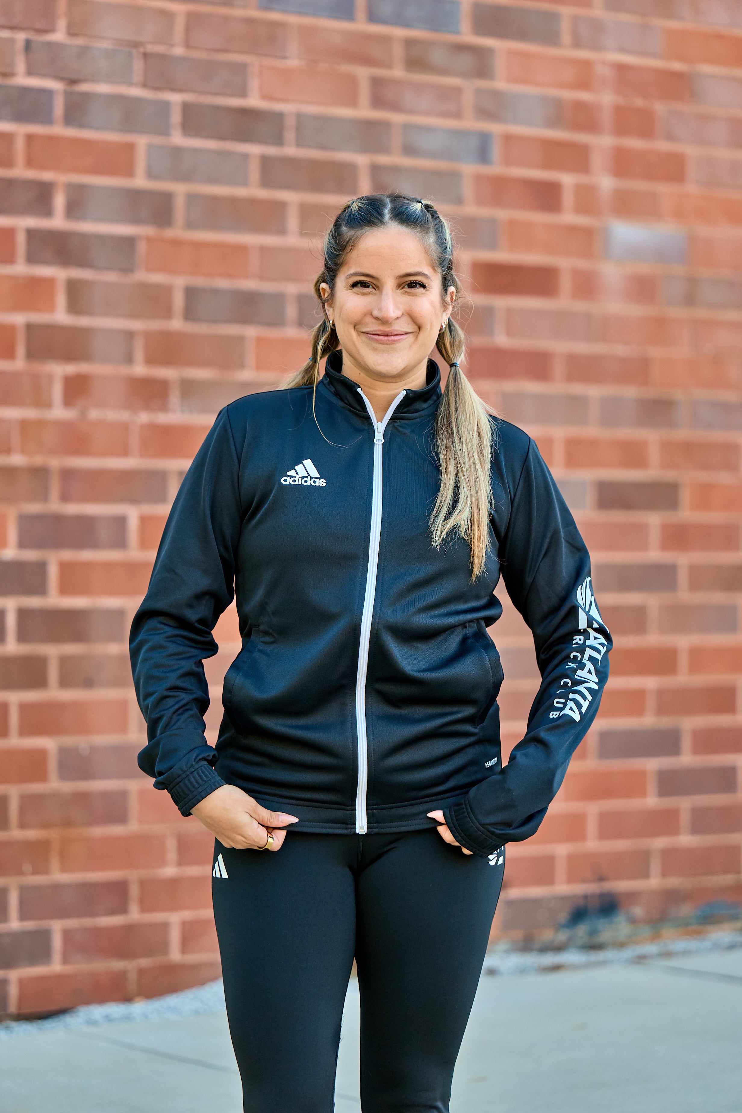 Women's Entrada Track JKT - Black – Atlanta Track Club