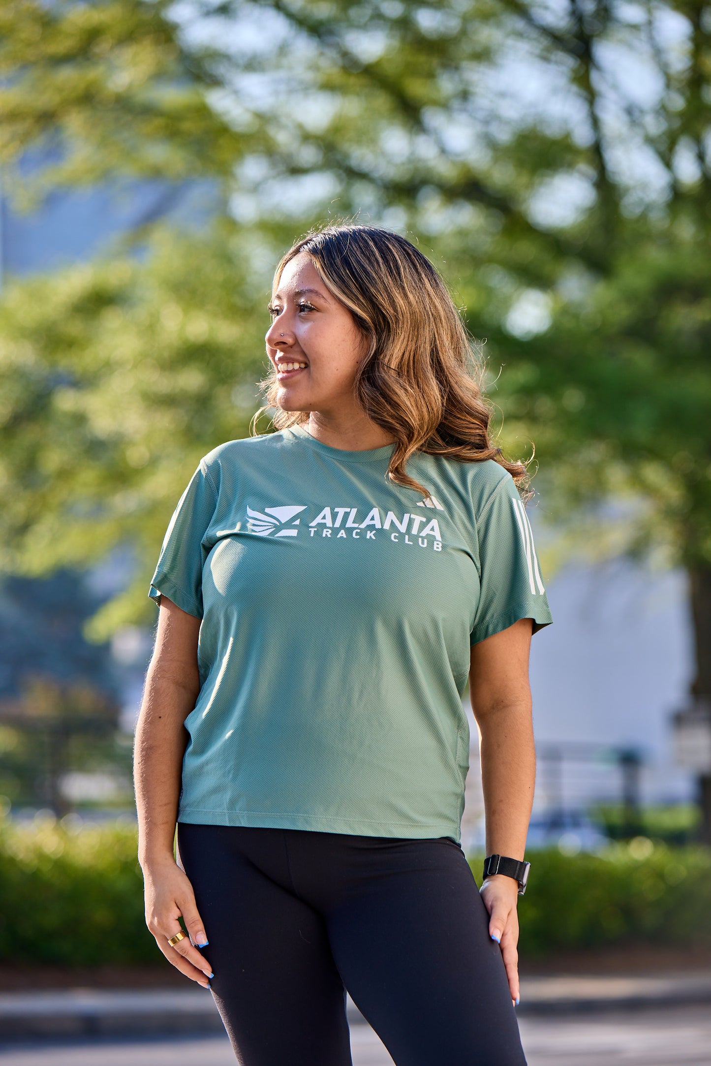 Women's - Own the Run B Tee - Silver Green
