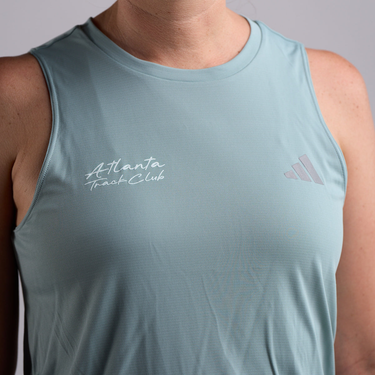 Women's Run Ess Tank W - Wonder Sage