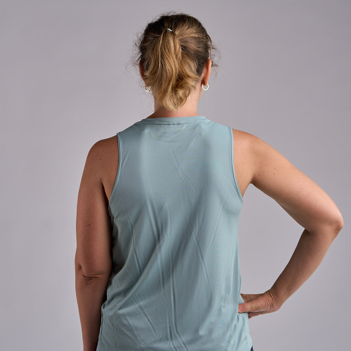 Women's Run Ess Tank W - Wonder Sage